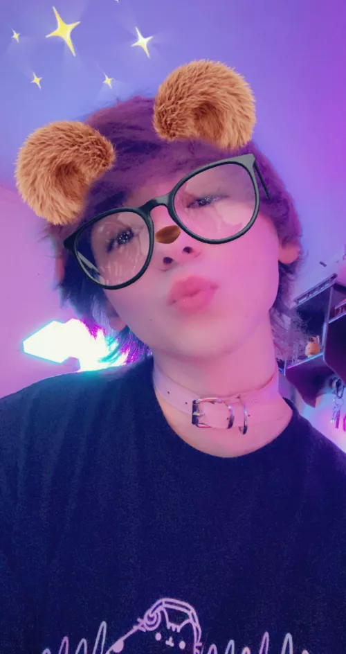 How do I look? :3 by Blu_Da_Floof