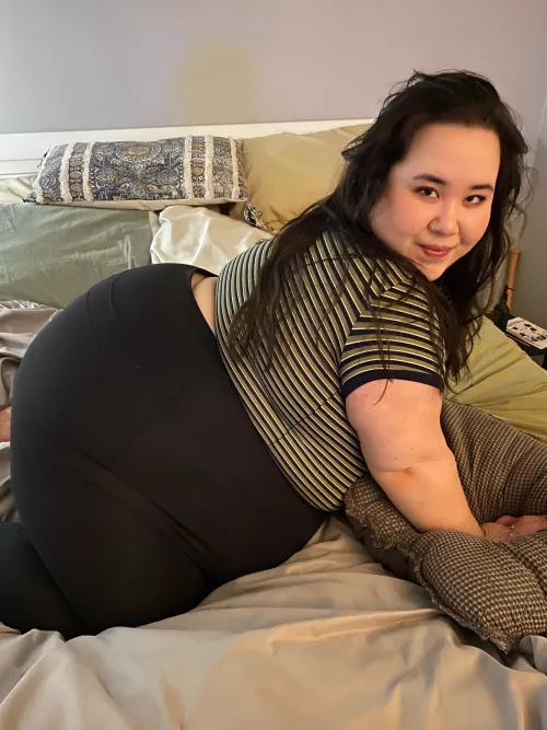 how do I look? by themysteryoflove