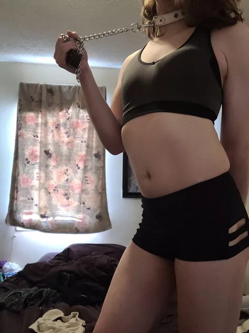 How do I look? by subliminalohana