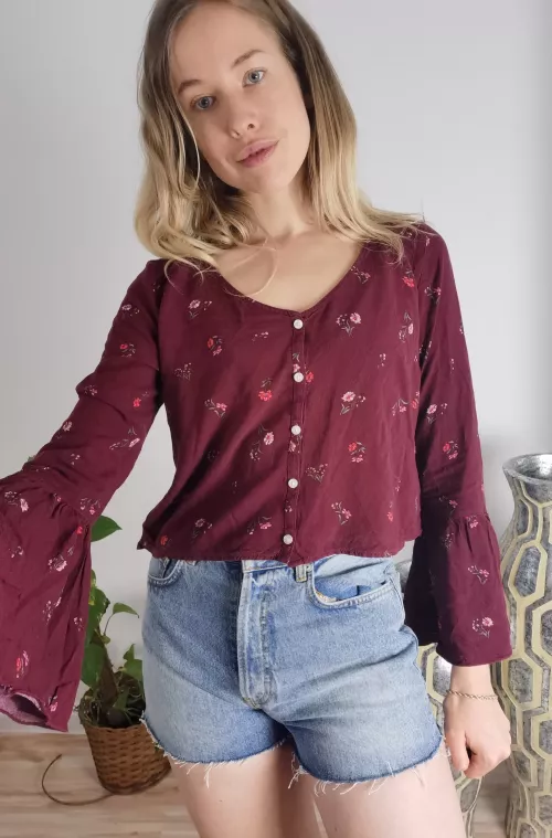 How do I look in jeans shorts? by naturalgirl_mel