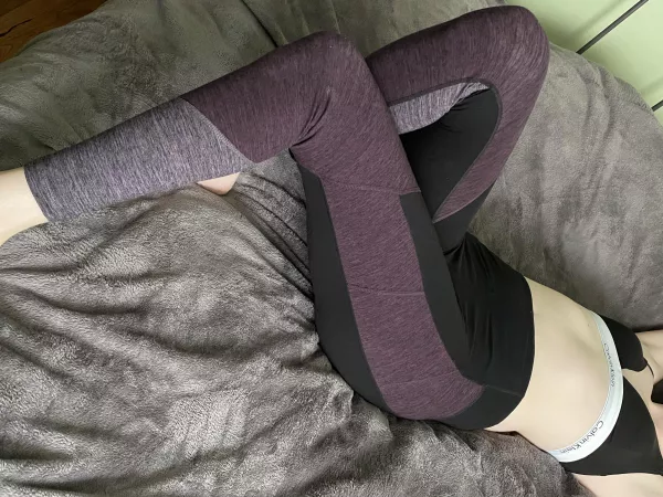 How do I look in these new per[f]ormance leggings? by TandemBIcycleriders