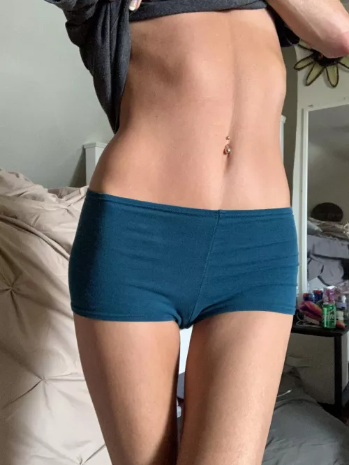 How do I look by hollisterqueen