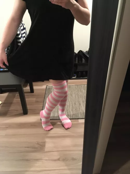 How do I look? Pleas say I’m cute… by Genderfluid_GM