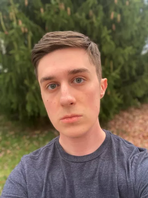 How do I look today? :) by throwawaybecauseobv9