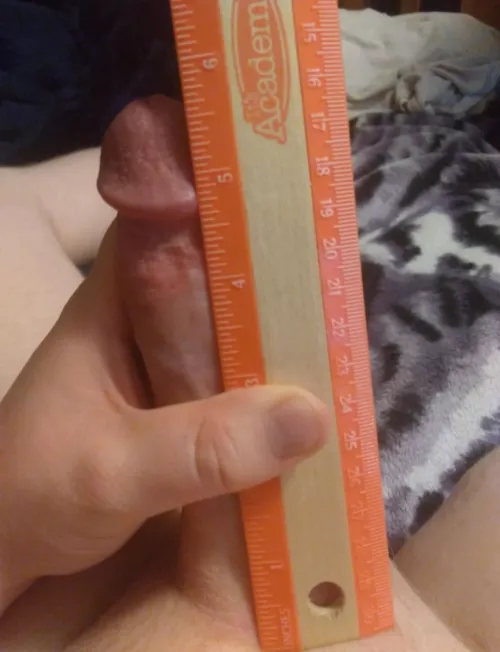 How do I measure up? by Iam_The_PiGgY