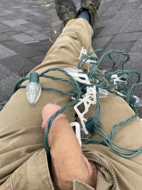 How do lights always get tangled!? by kalel067