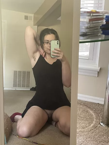 How do we like cute girls with hairy pits? 🥰 by ellietheelephant29