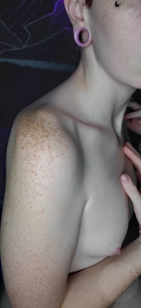 How do y'all feel about freckley bois? by MxZephyr