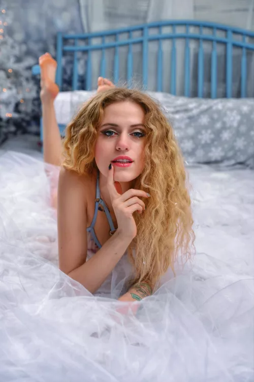 How do you feel about this natural look? by CheryKitty420