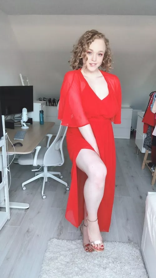 How do you I like me in red? posted by sarah-xxx