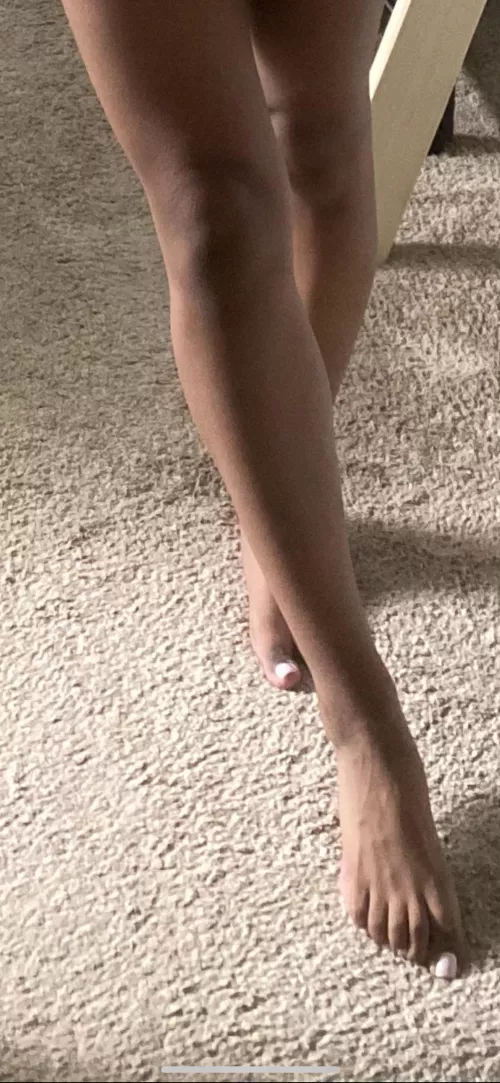 How do you like latina feet? by ShyPetiteLatina