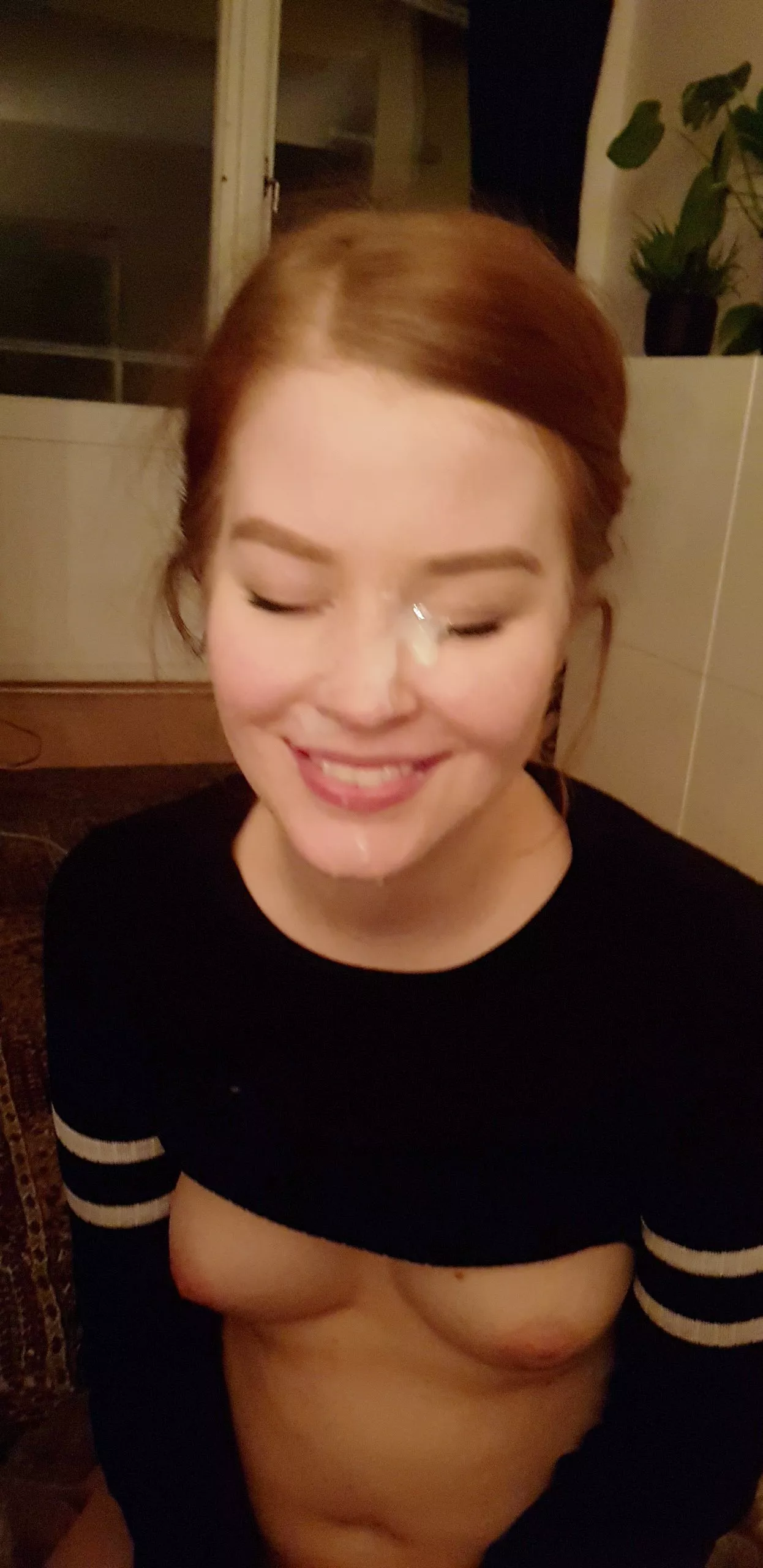 How do you like my makeup? posted by Jane_Flowers69