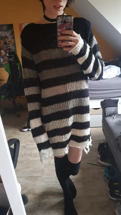 How do you like my new shirt? by FemboyTarion