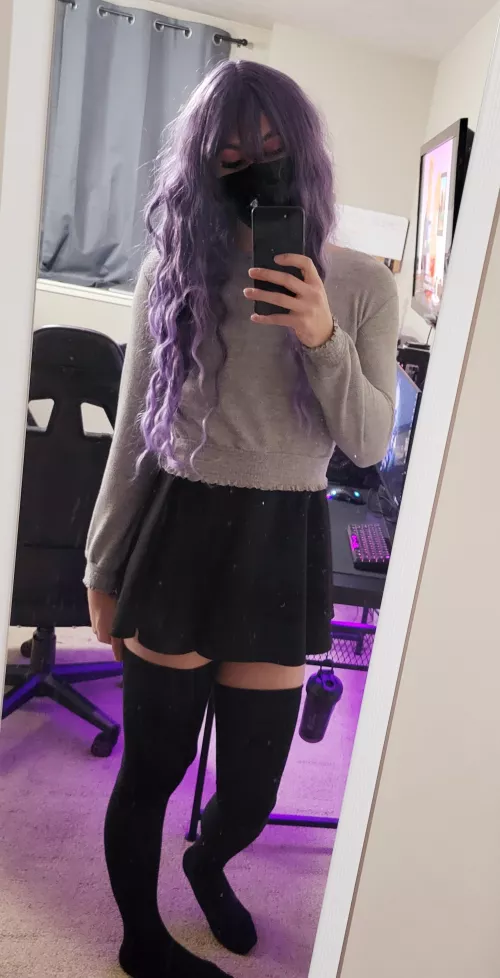 How do you like my outfit? by FlatJustice69