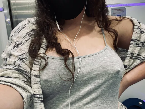 How do you like my travel outfit? by BlowjobQueen23