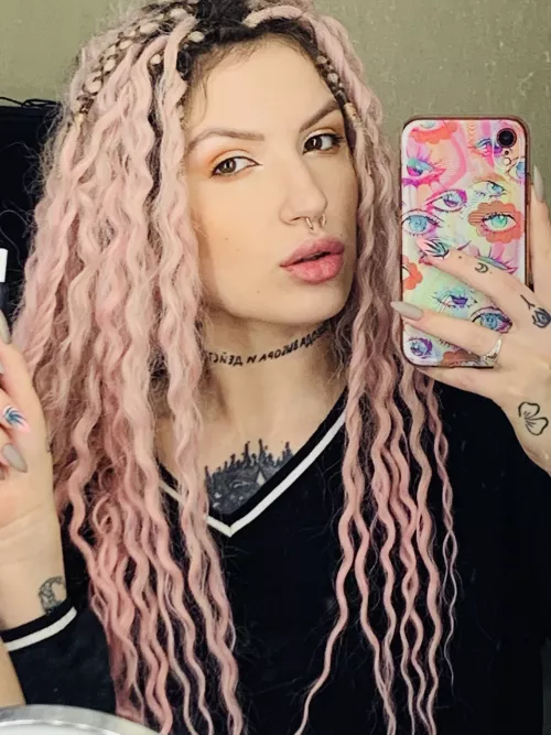 How do you like this selfie? by Steishaa