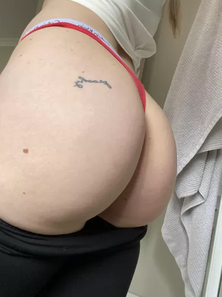 How do you think my workout went? 😏 by savannahreid123