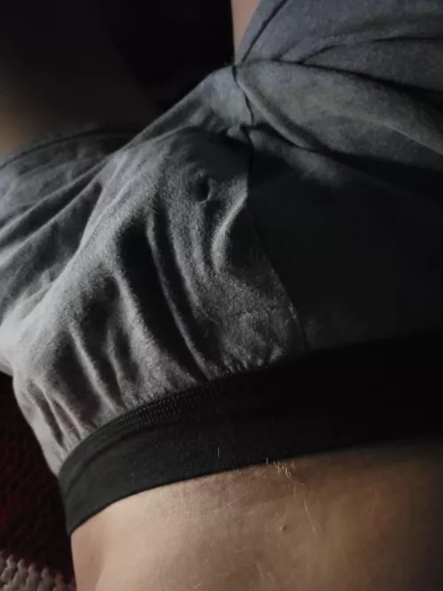 How does it look? Anyone wanna help me out? by Aran_00000