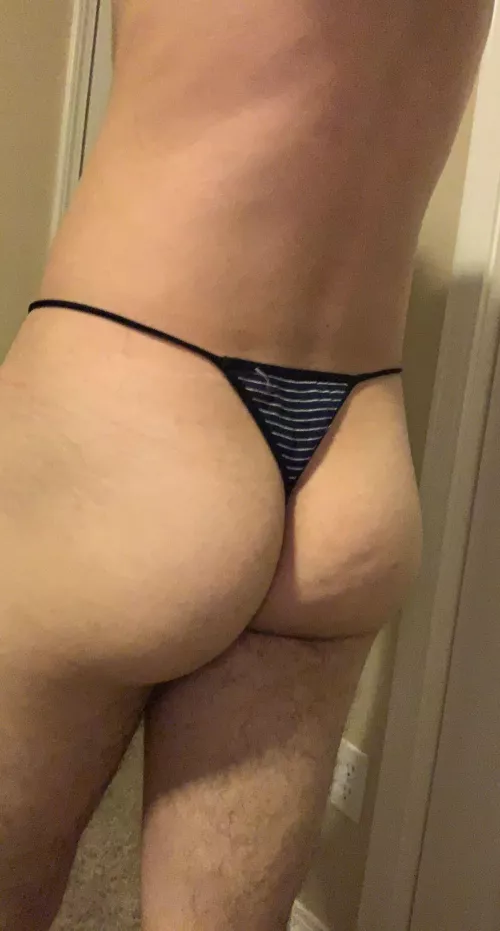 How does my booty look in this g string? by calvinthongboy
