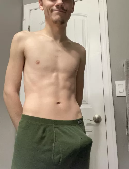 how does my bulge look? 😘 by idkman1I