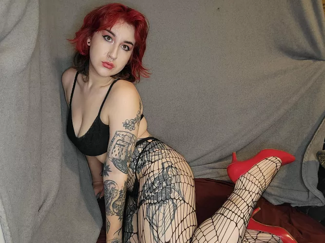 How does the red and black go together? by bone_splitter69