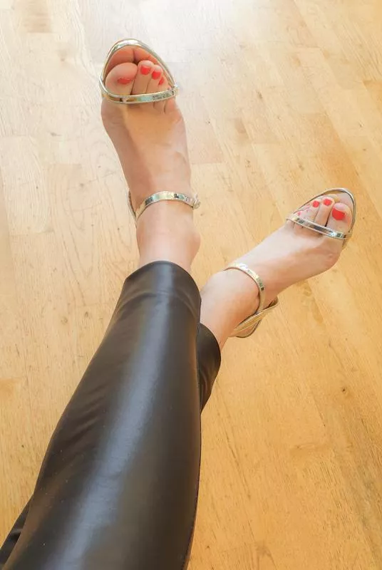 How I'm rolling on this sunny Friday. 😊 posted by NikkiM2828