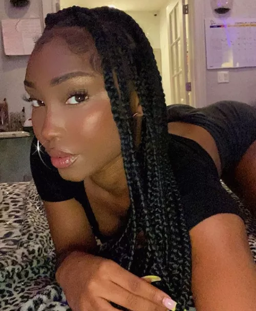 how is my form👅 by Necessary-Pea-9347