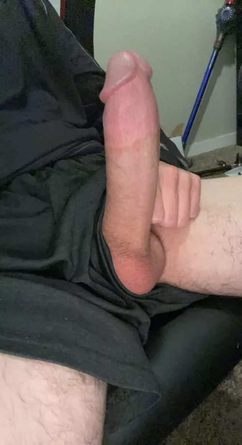 How many of you would actually fuck me by LeadingAfter8267