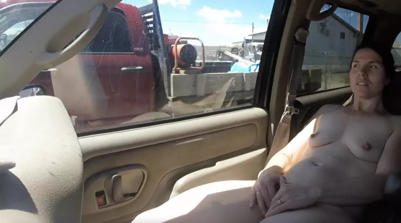 How many other drivers can I get to look at my breasts? by Camille1980