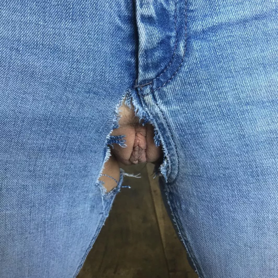 How to sort the pervs from the gentlemen? 😂 posted by astridbea96