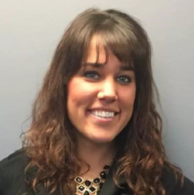 How would you date her looks 1-10? posted by Lost-Strategy8131