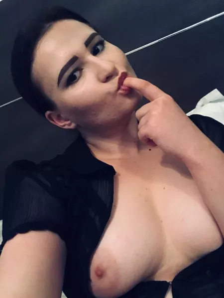 How would you like to have my tight mouth around your tense cock?🍆🔥💋💦 Come in quickly to me! Free trial Link in comments by brinmatvl