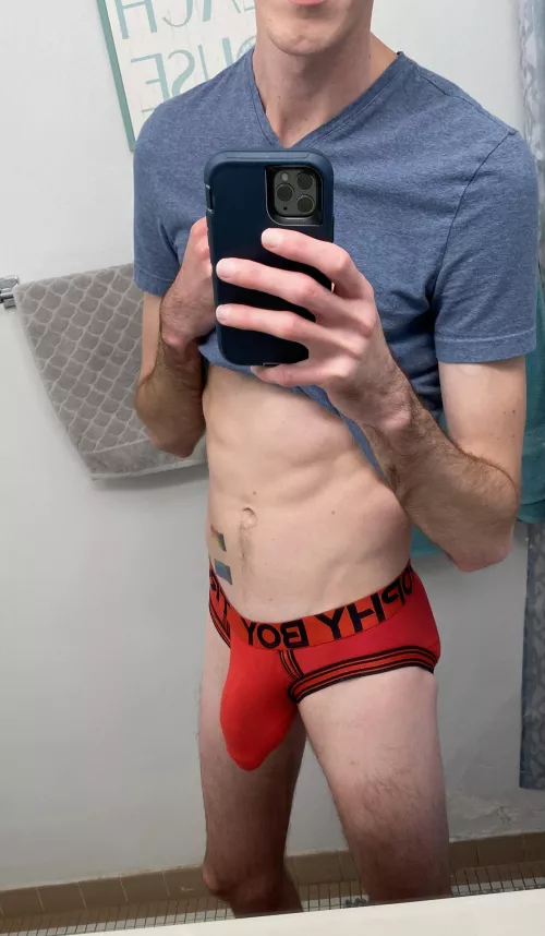 How would you rate my bulge in these undies? by DarianSells20