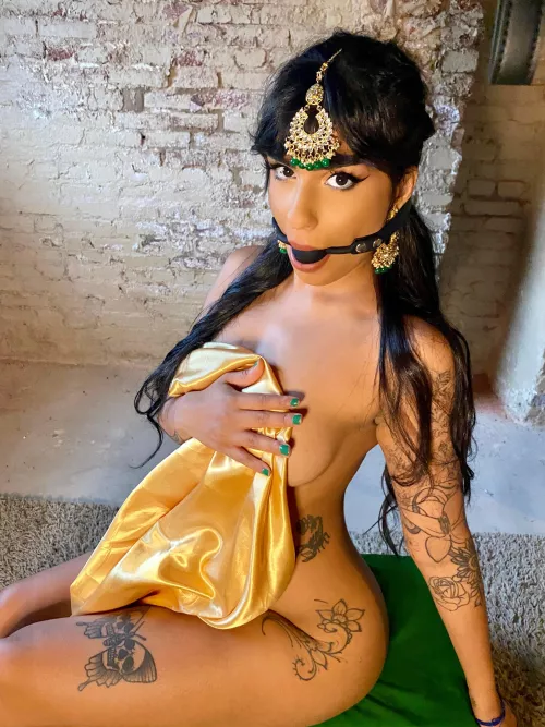 How would you use me? by slaysheslays