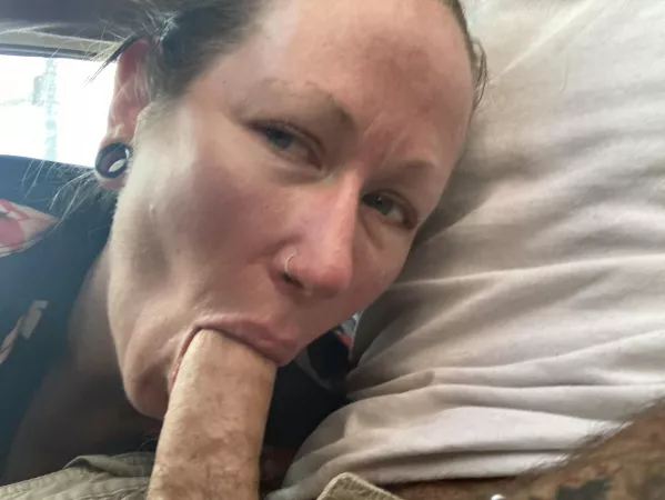 How you doin? [f] by LauraWhora420