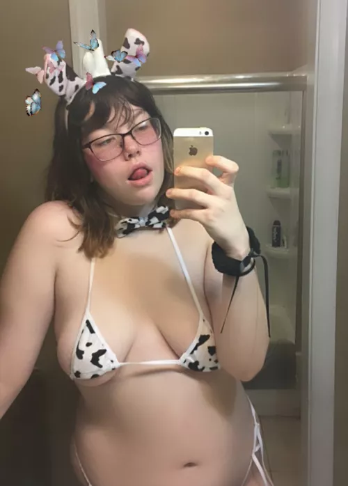 Howdy y'all 😁 by IKnowYouLikeIt11