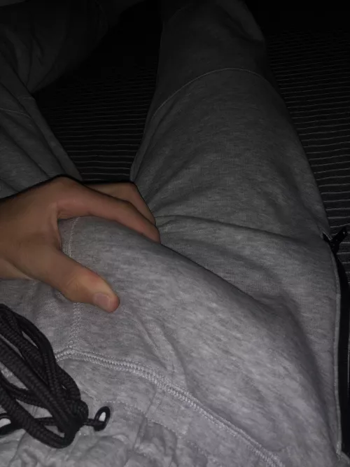 how're my sweatpants by gunsyberf2