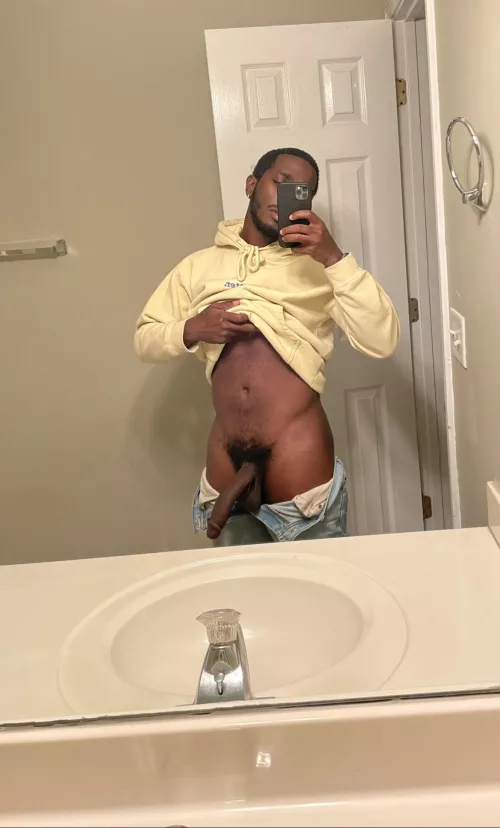 How’s everyone doing today by BoomBoomMan21