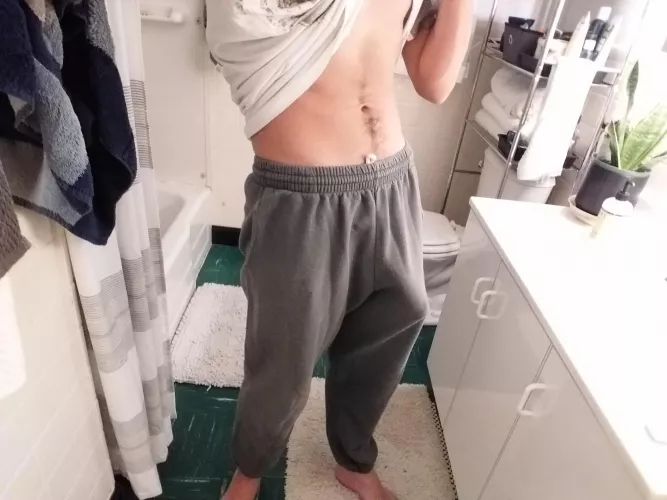 How's everyone's day? by yeetus7510