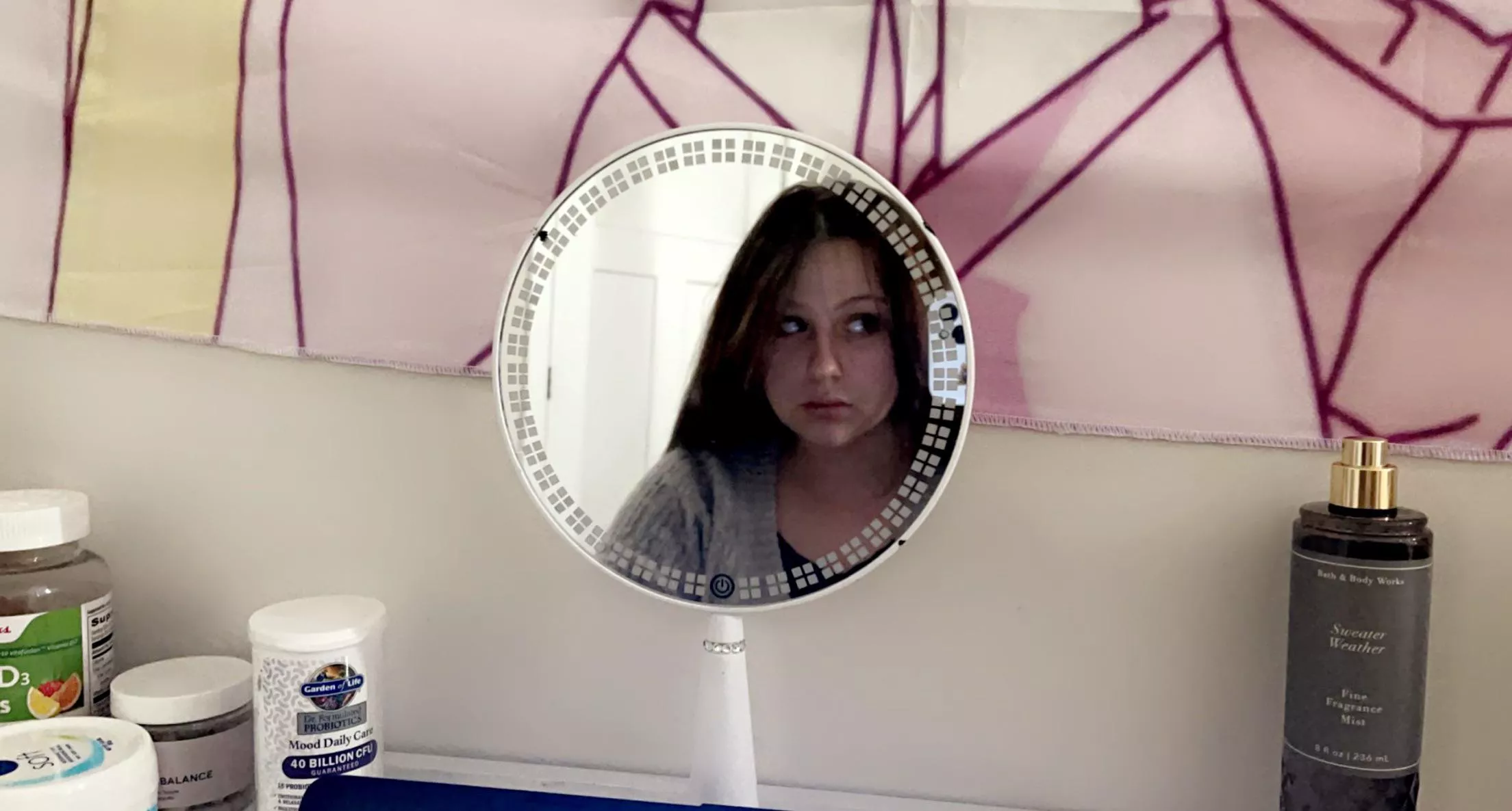 How’s everyone’s day?:) posted by Car-Whole