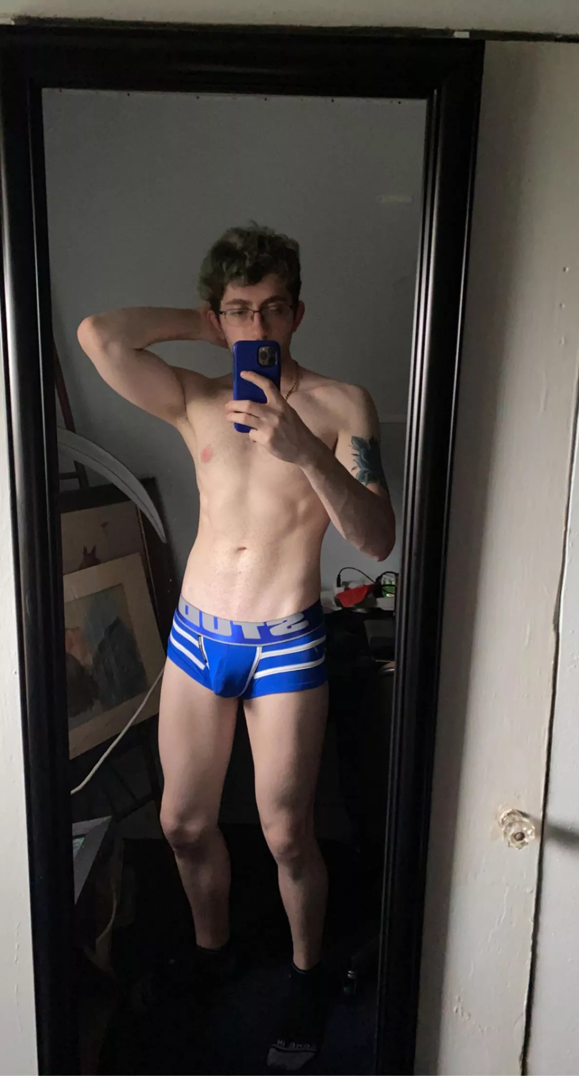 How’s everyone’s day? posted by RobbieL99