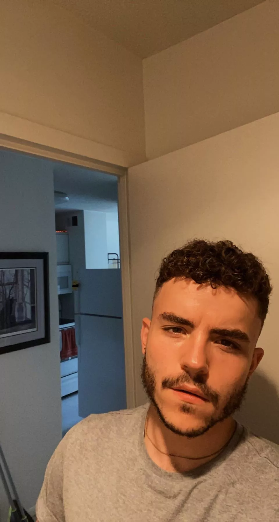 how’s everyone’s weekend going ? :-) posted by reddit_accountV3