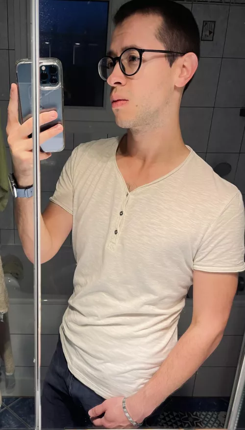 How’s it going? 😀 by KnownRandomization