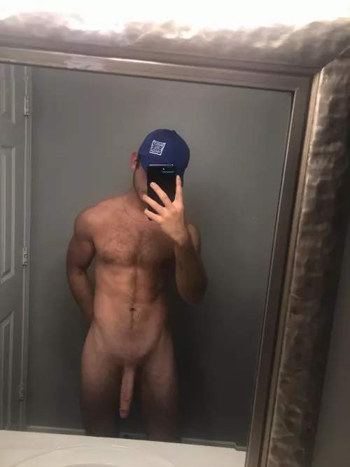 How’s it hanging? by jasonxchill