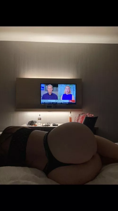 How’s my ass? by jazz875100