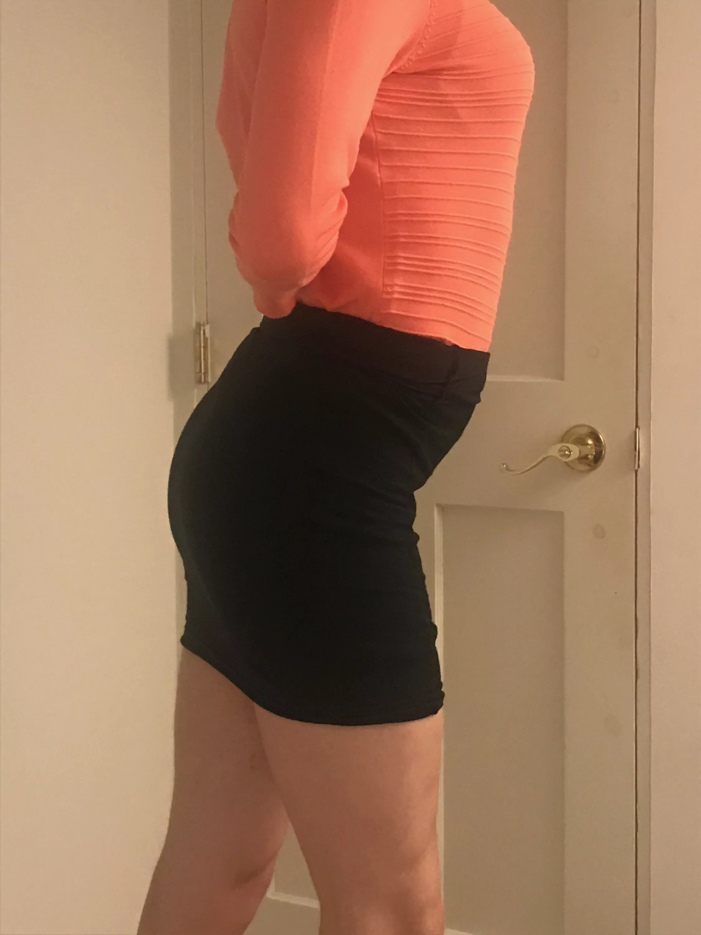 How's my back arch, Daddy? 🥺 posted by JoleneXIII