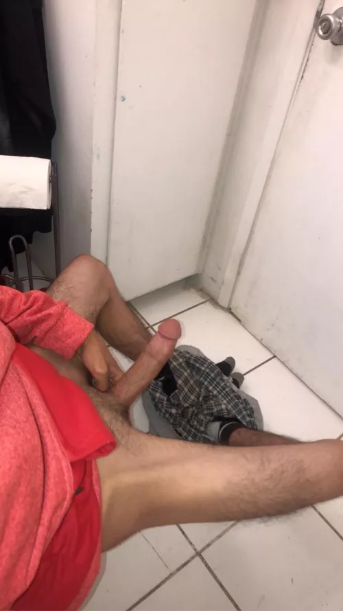 How’s My Cock Gotta Go To Work Soon 😁 by Bigvic1738