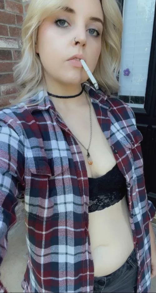 How’s my dangle? by dee_after_dark