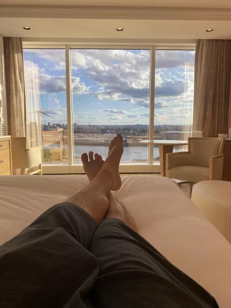 How’s the view by googoofighter