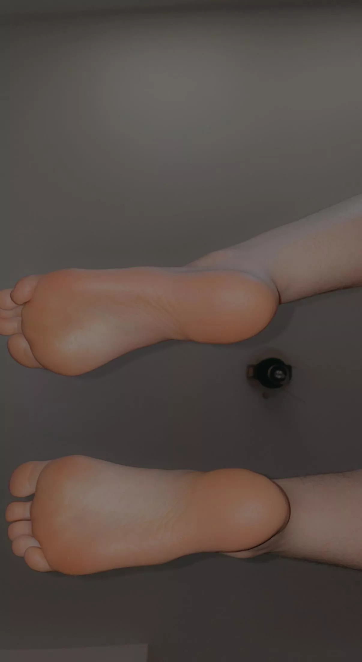 How’s the view ? 😚 posted by 4amOnPluto25